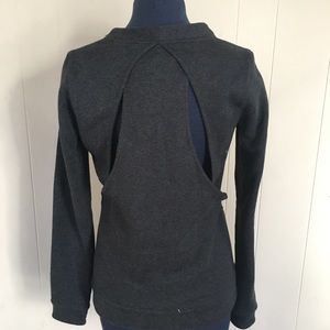 LuLulemon sweatshirt